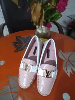 Cheap Women's Louis Vuitton Shoes wholesale No. 380